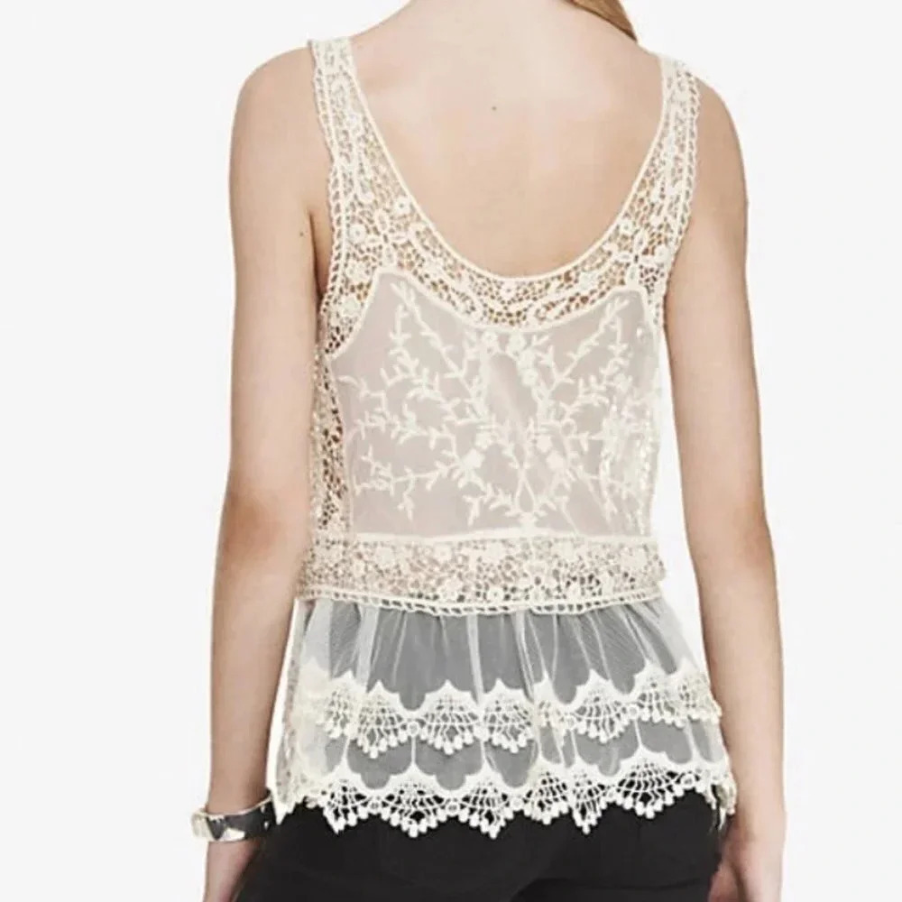 Express crochet tank - Picture 2 of 8